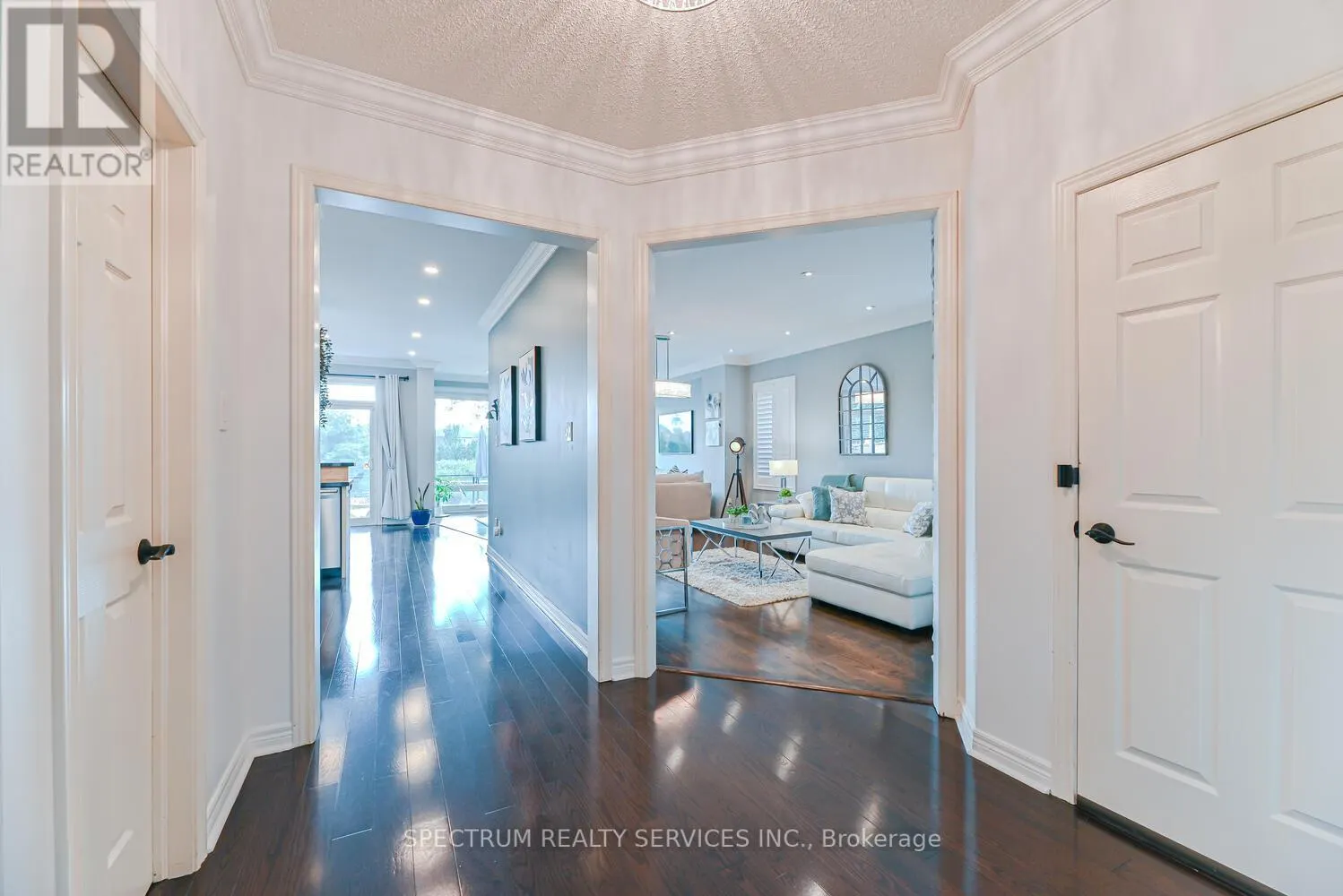 68 ROBARTS DRIVE