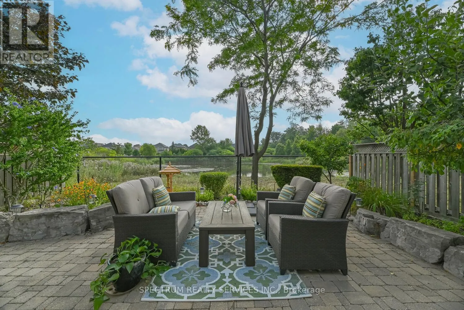 68 ROBARTS DRIVE