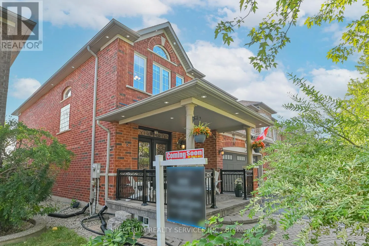 68 ROBARTS DRIVE