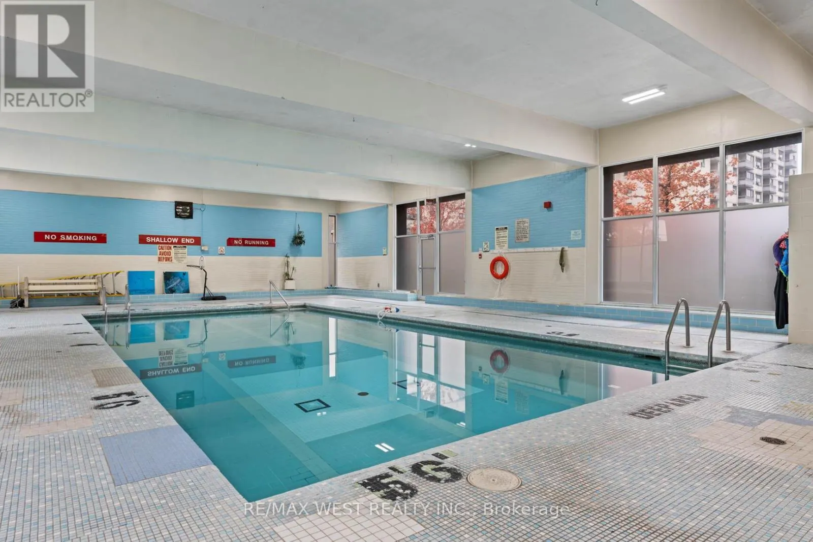 1410 - 370 DIXON ROAD