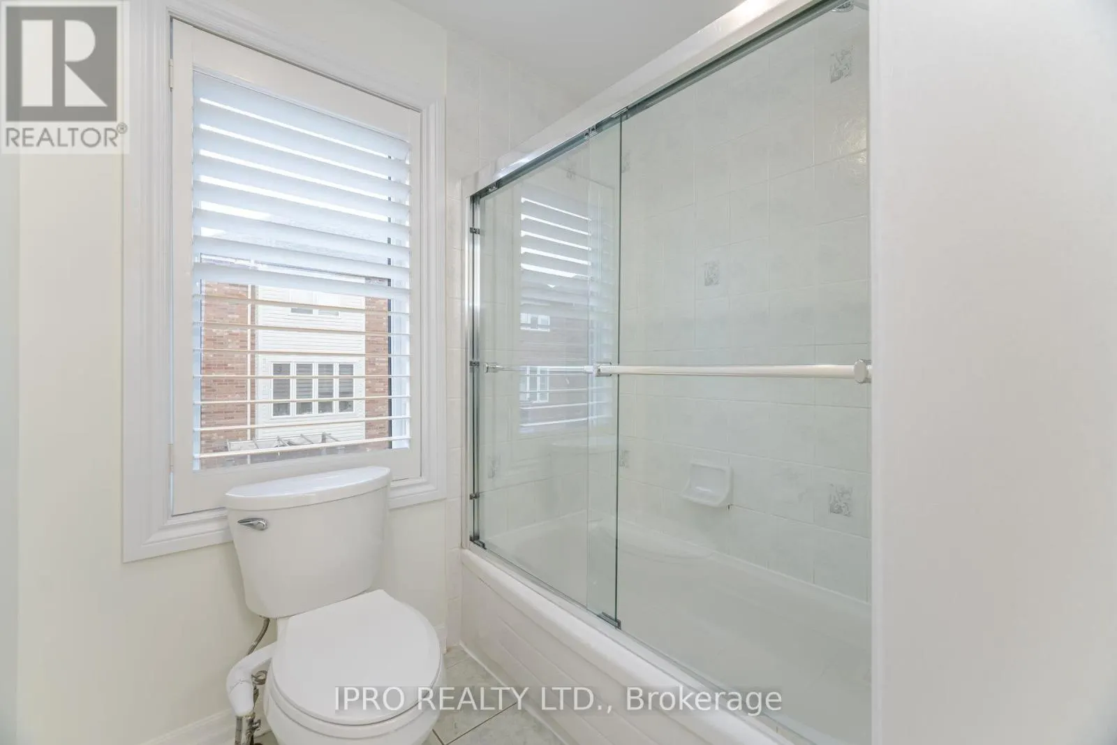 2185 HIGHCLIFFE WAY