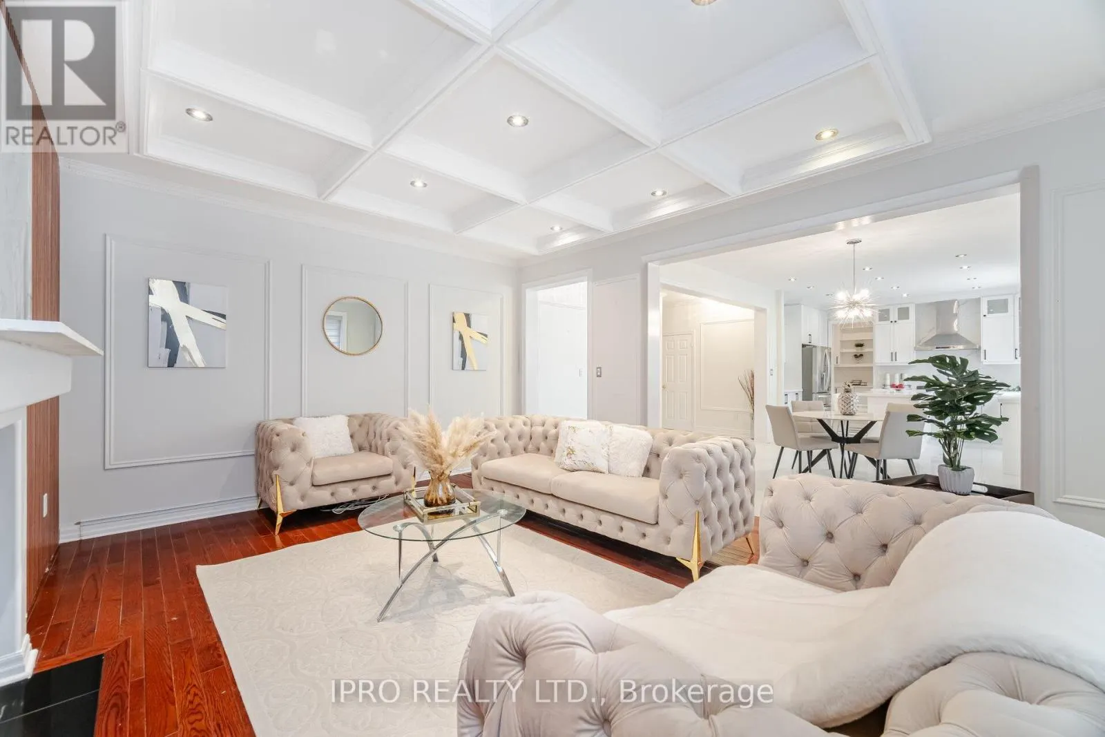 2185 HIGHCLIFFE WAY