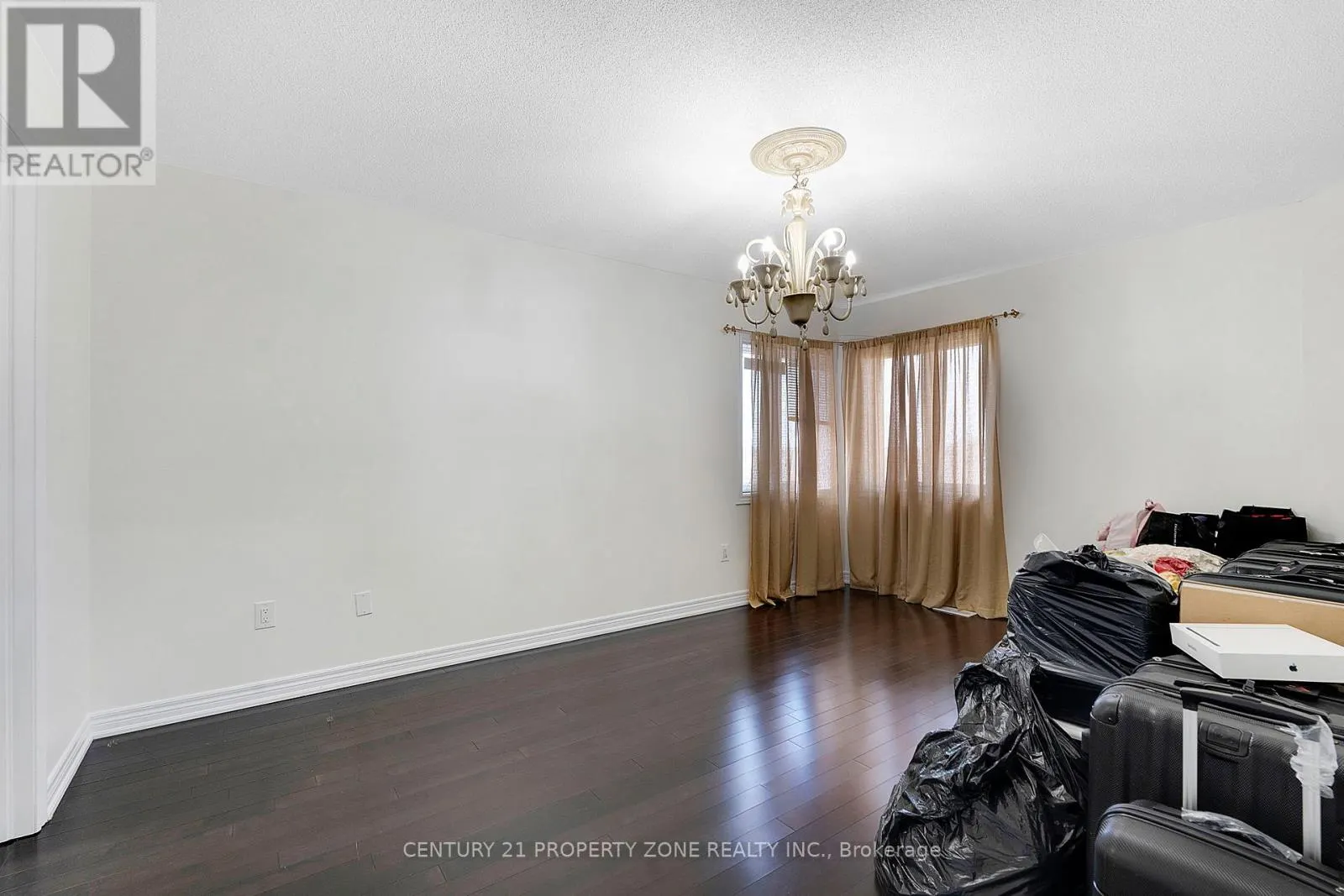 UPPER - 56 GENTLE FOX DRIVE