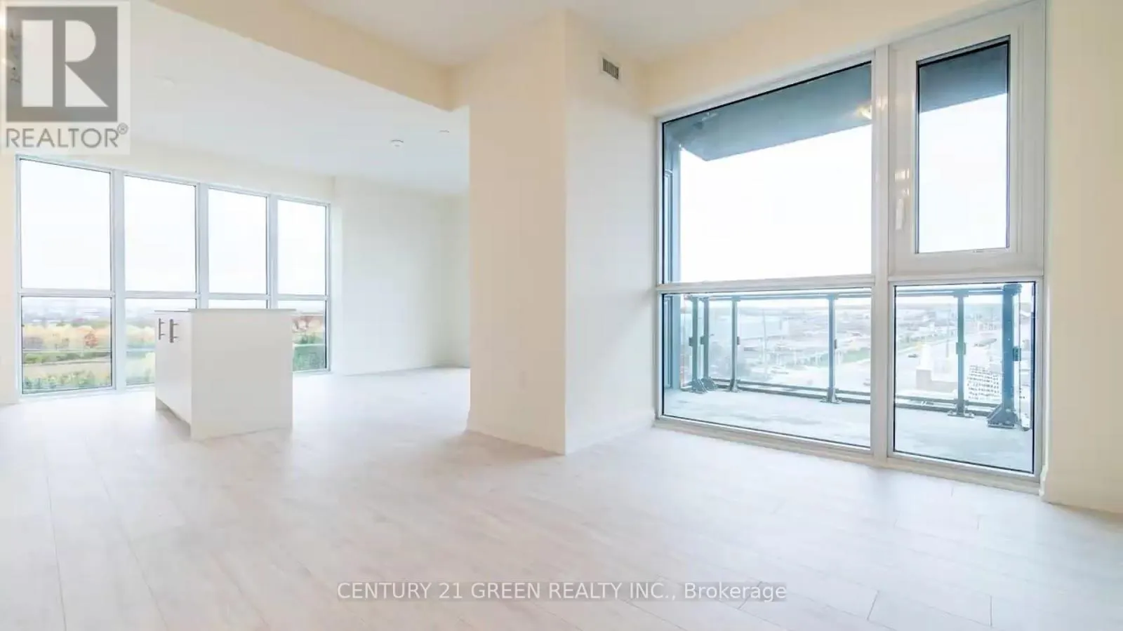 506 - 509 DUNDAS STREET W