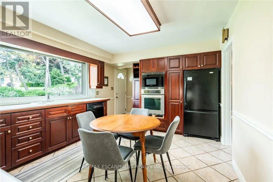 426 NORTH SHORE BOULEVARD W
