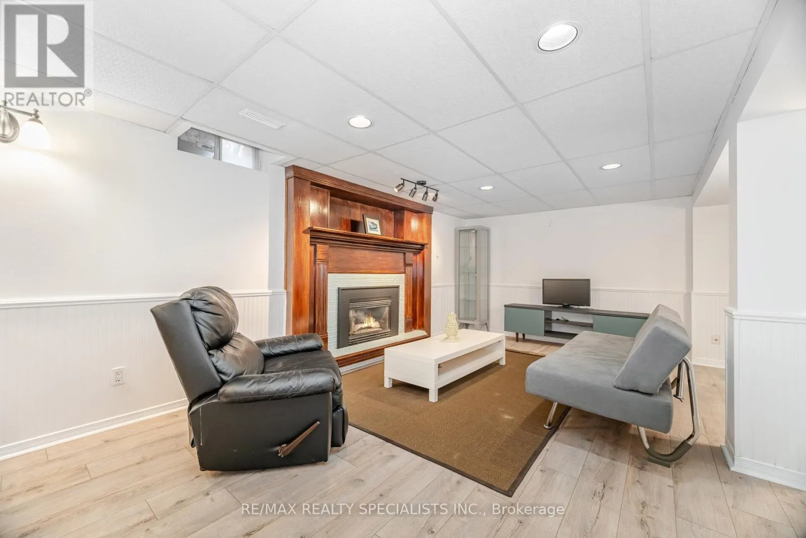 796 CHILDS DRIVE