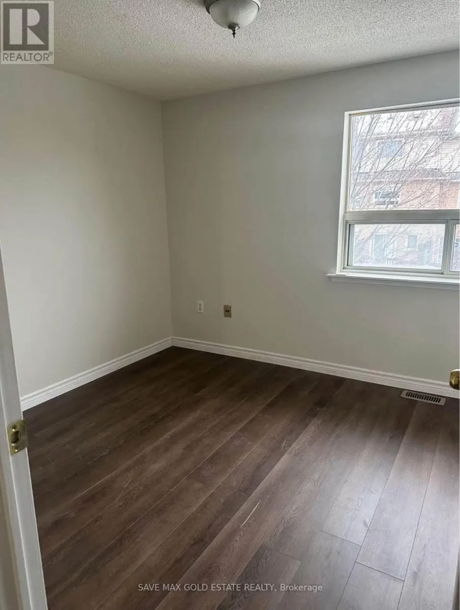 14 - 75 STRATHAVEN DRIVE