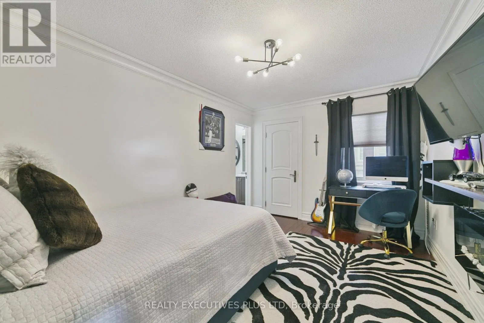 4649 SIMMONS ROAD