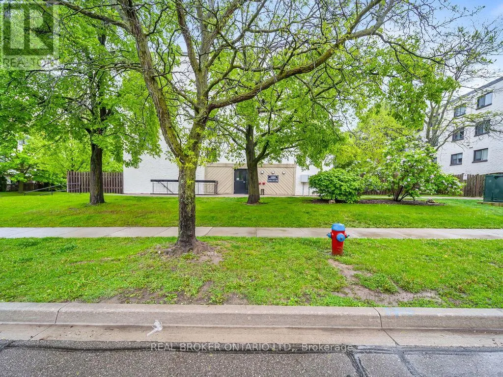 128 - 1050 FALGARWOOD DRIVE