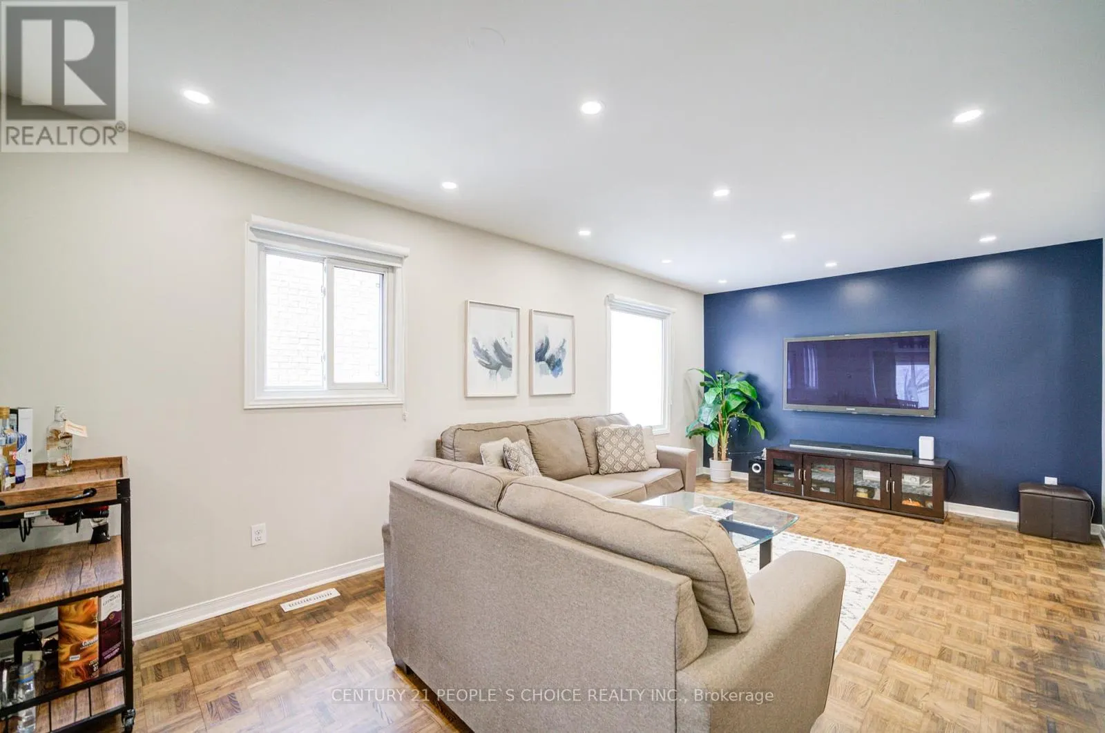 157 CINRICKBAR DRIVE