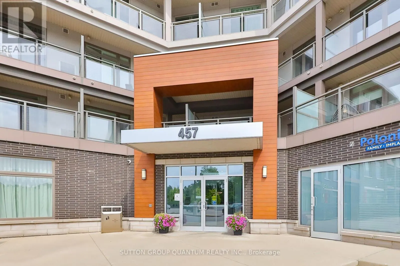 418 - 457 PLAINS ROAD E