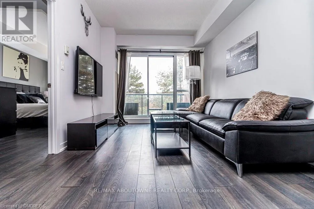 211 - 1284 GUELPH LINE