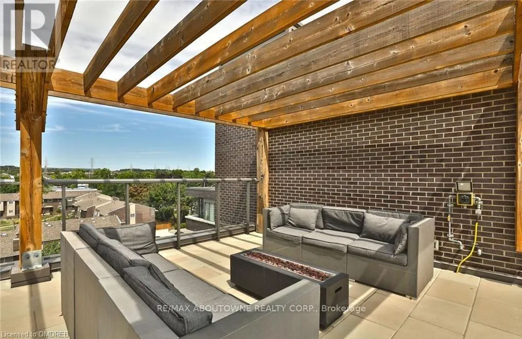 211 - 1284 GUELPH LINE