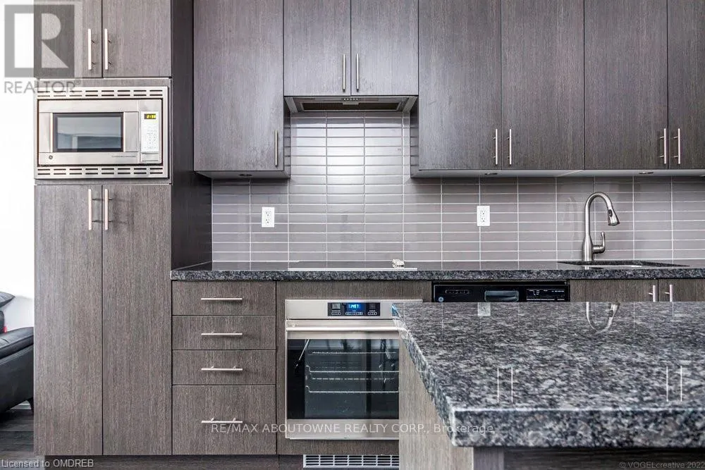 211 - 1284 GUELPH LINE