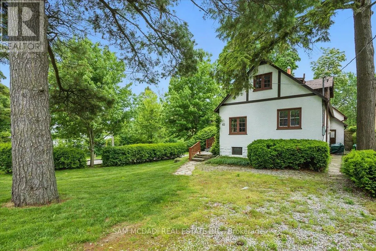 62 MAPLE AVENUE S