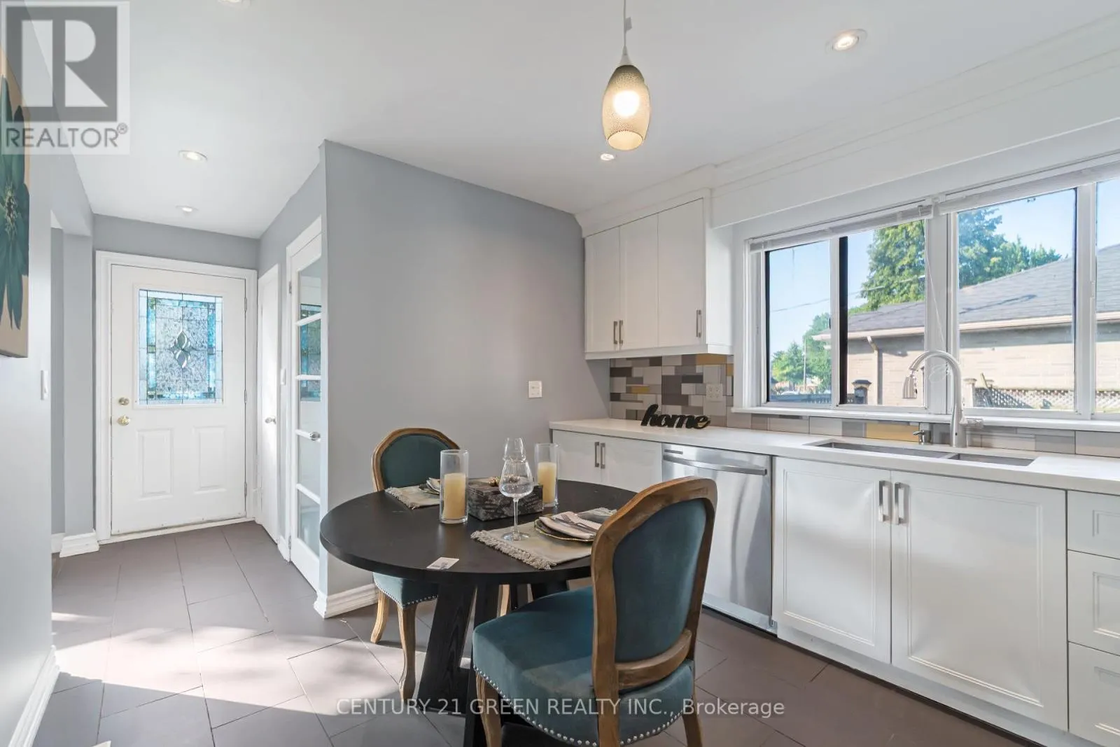 1303 BUNNELL DRIVE N