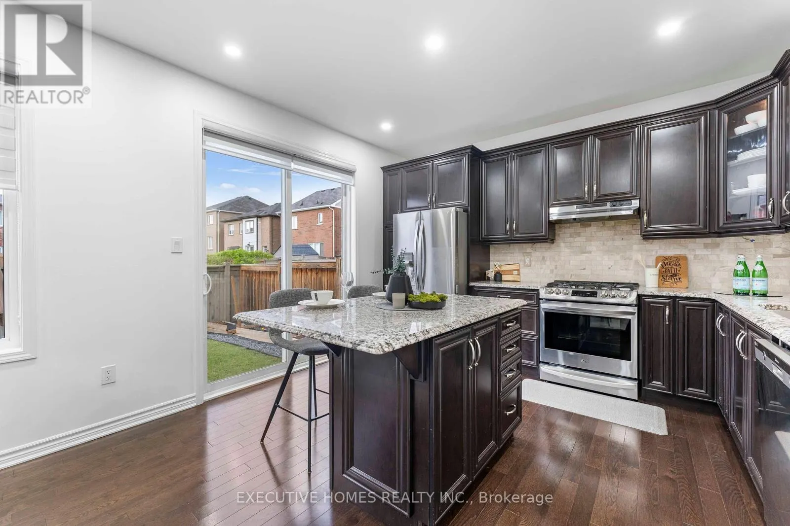 1496 FARMSTEAD DRIVE
