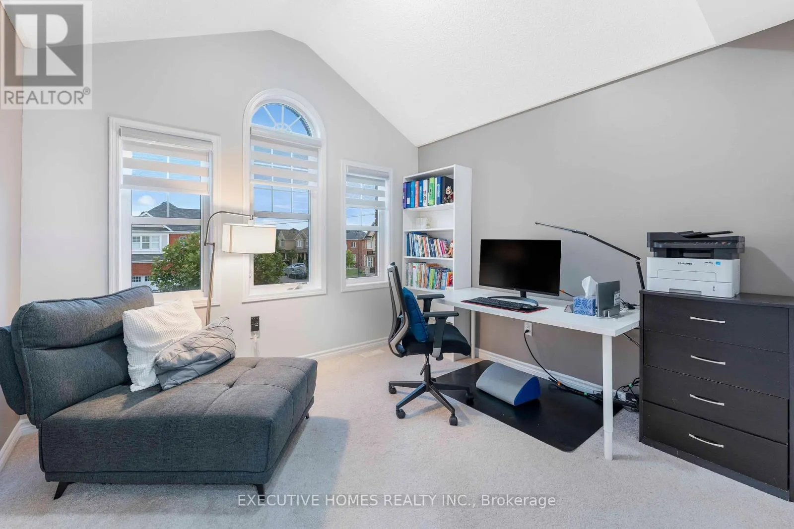 1496 FARMSTEAD DRIVE