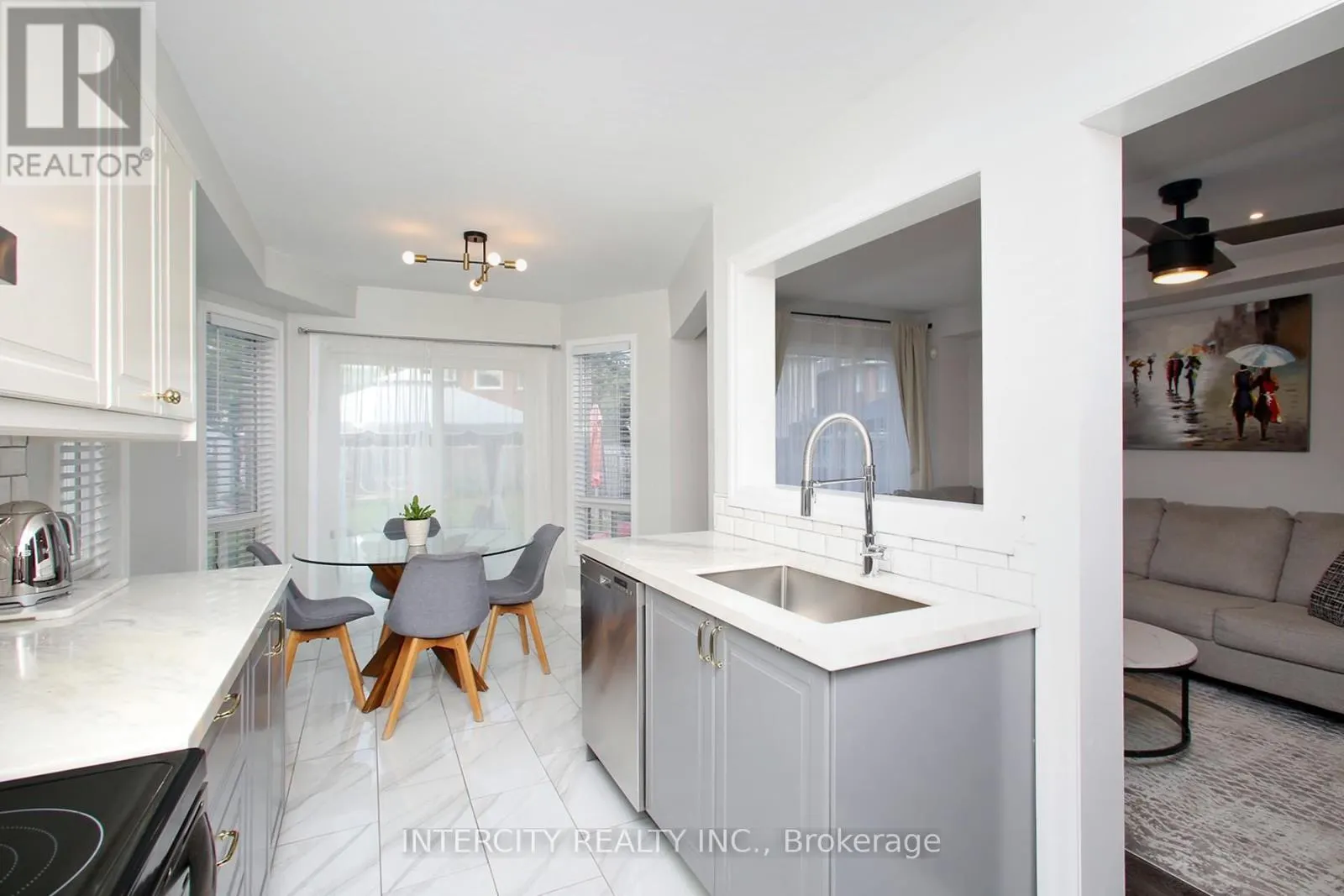 5 HUMBERSHED CRESCENT