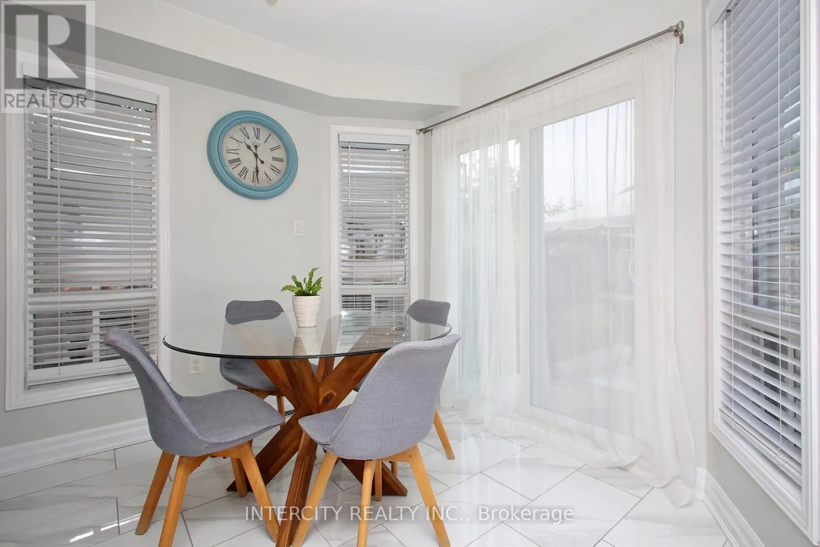 5 HUMBERSHED CRESCENT