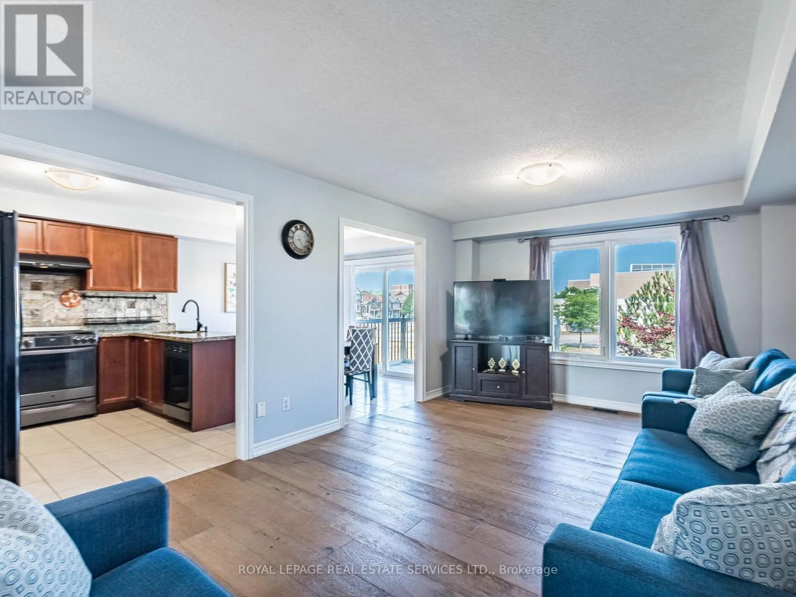 3087 HIGHVALLEY ROAD