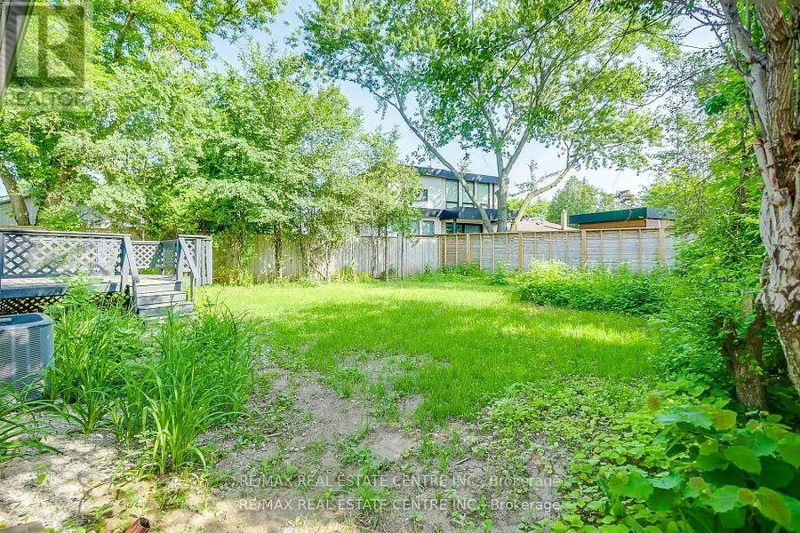 480 VALLEY DRIVE