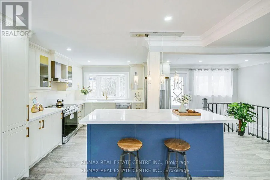 480 VALLEY DRIVE