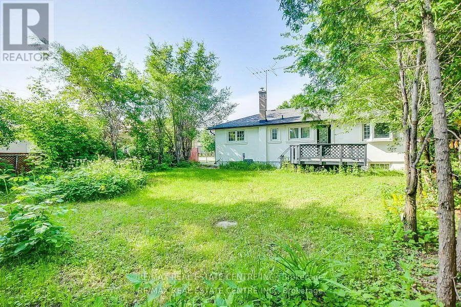 480 VALLEY DRIVE