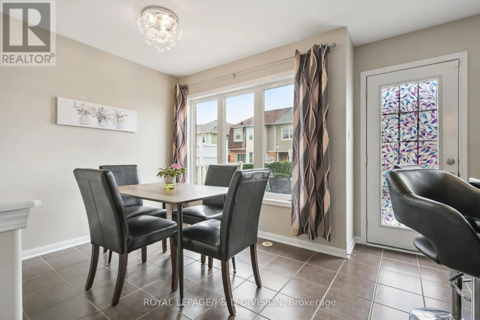 612 SELLERS PATH