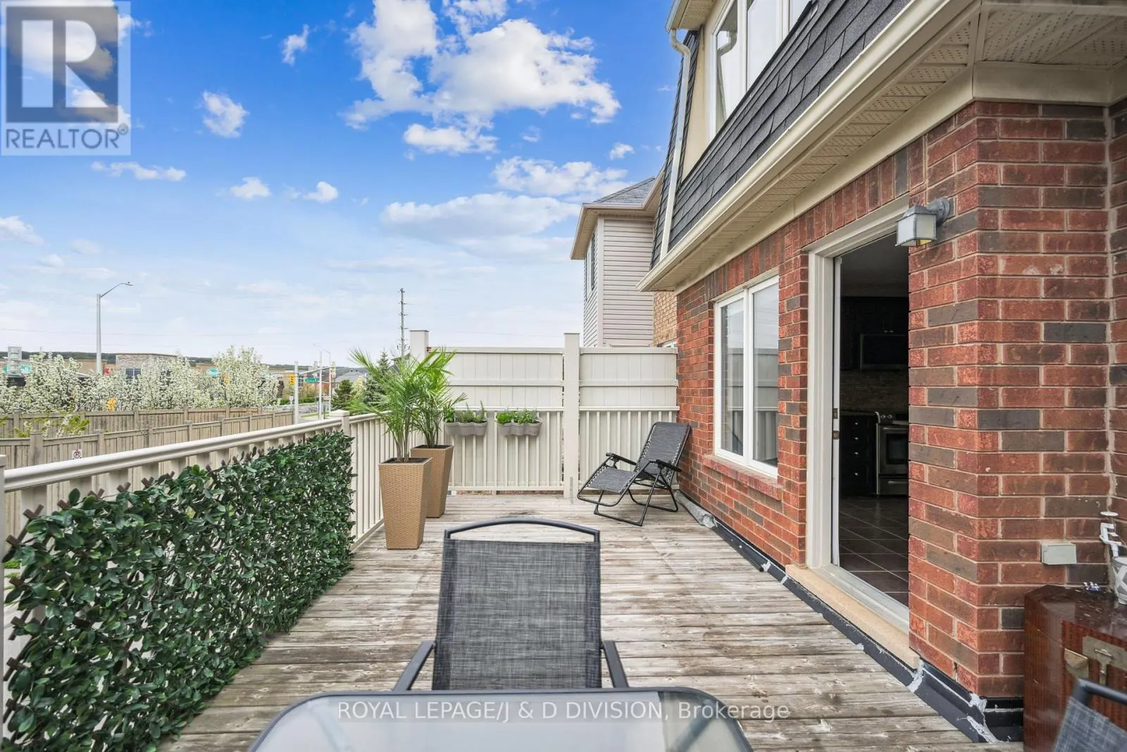 612 SELLERS PATH