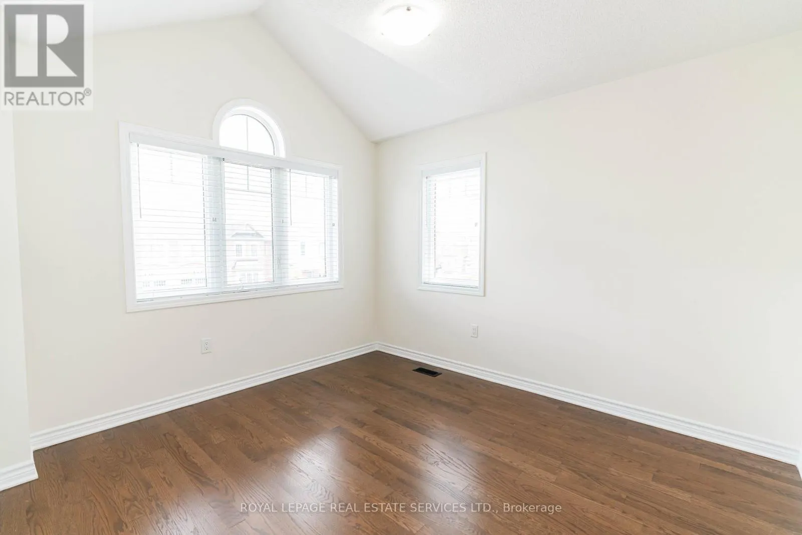 974 PENSON CRESCENT