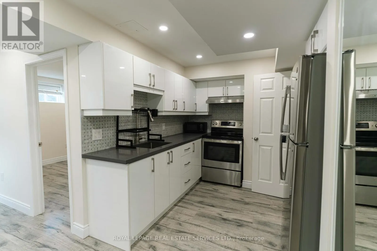974 PENSON CRESCENT