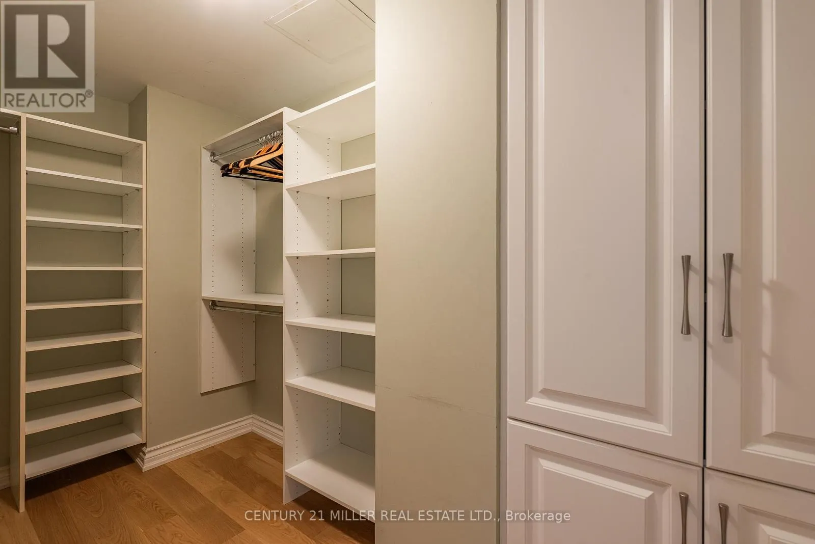 710 - 100 LAKESHORE ROAD E