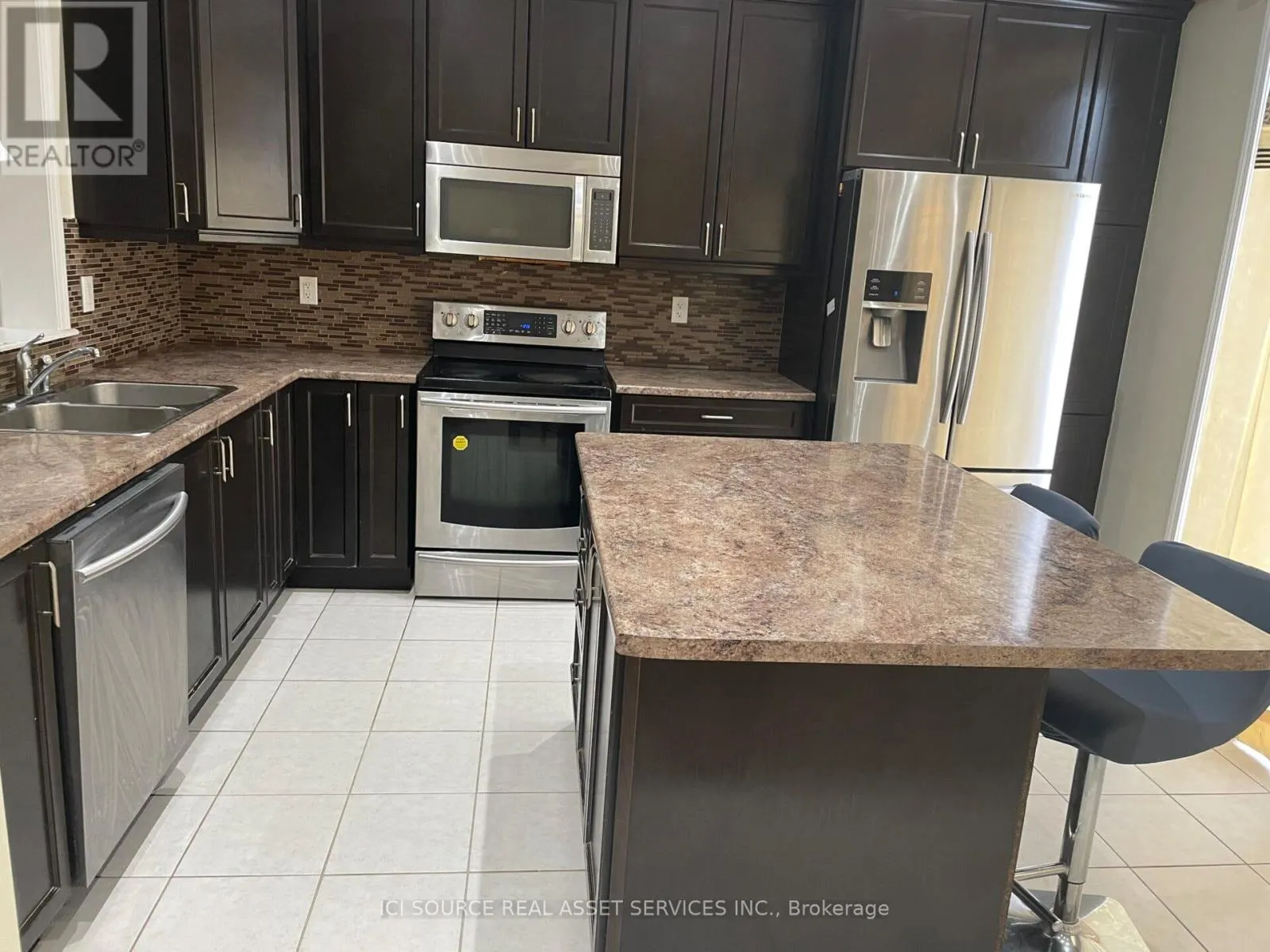 UPPER - 311 CEDAR HEDGE ROAD