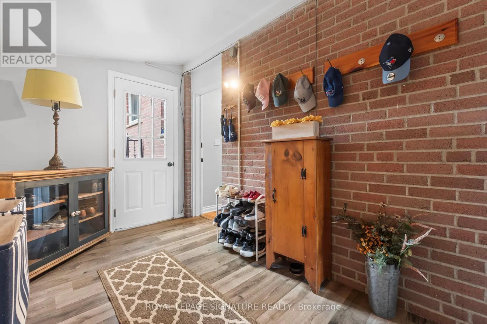 9 FALUDON DRIVE
