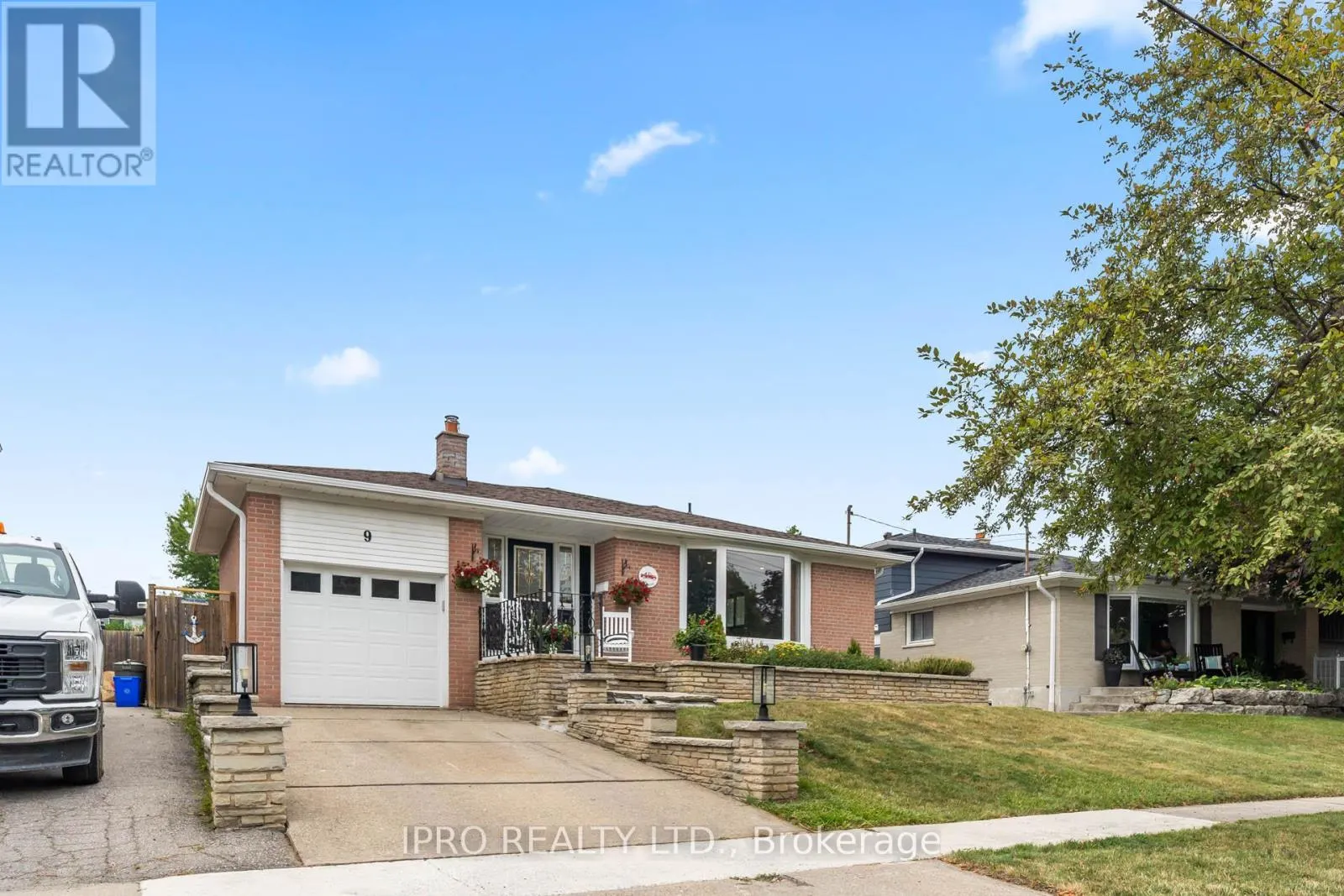 9 FALUDON DRIVE