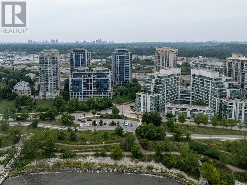 1514 - 2083 LAKESHORE BOULEVARD W