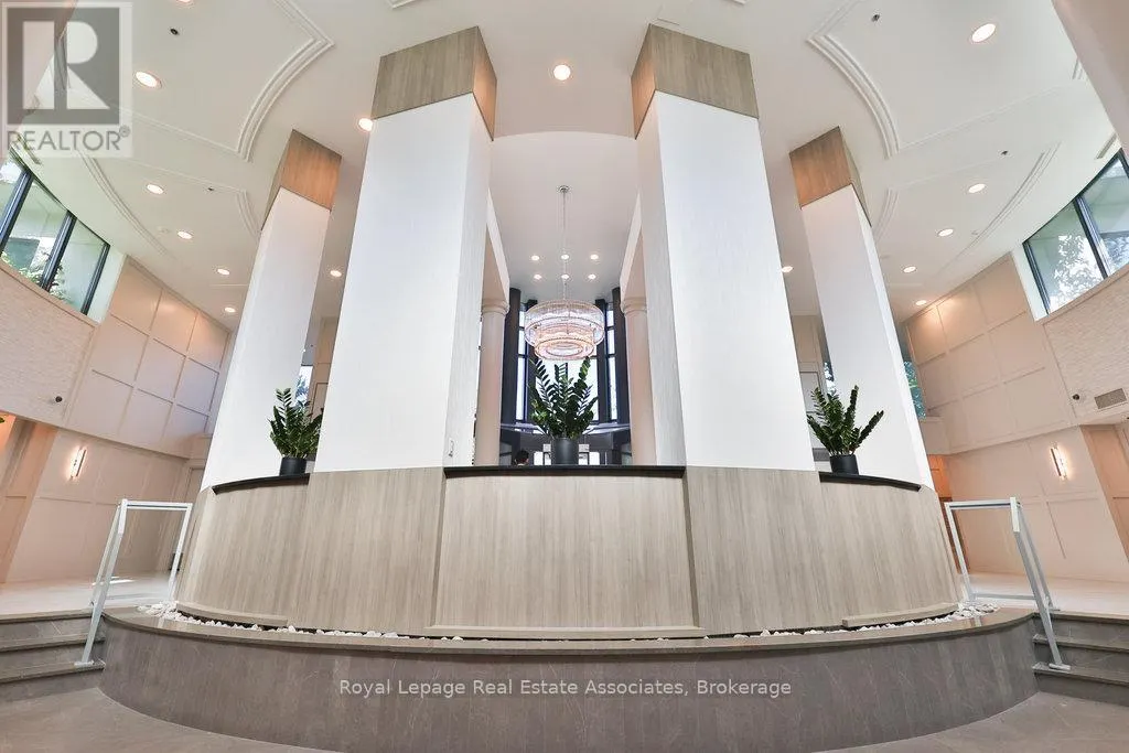 1514 - 2083 LAKESHORE BOULEVARD W