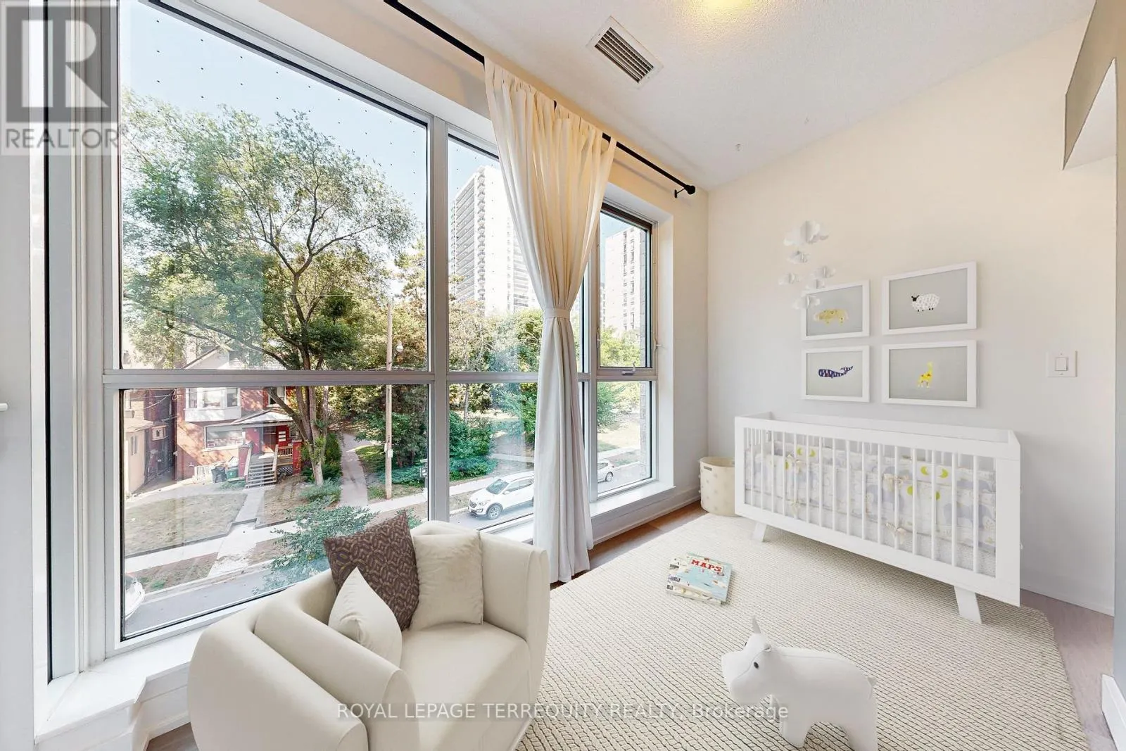329 - 1830 BLOOR STREET W