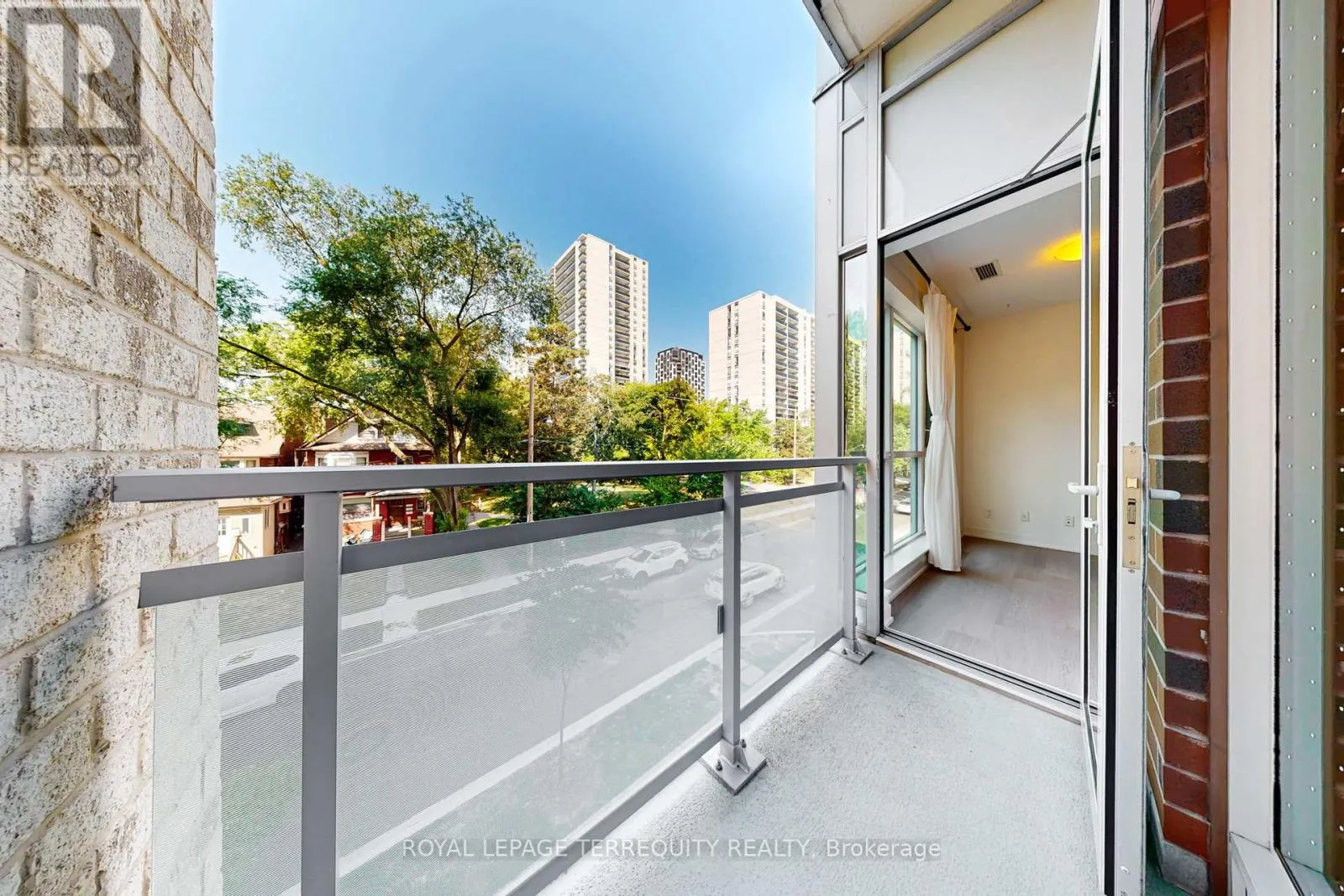 329 - 1830 BLOOR STREET W