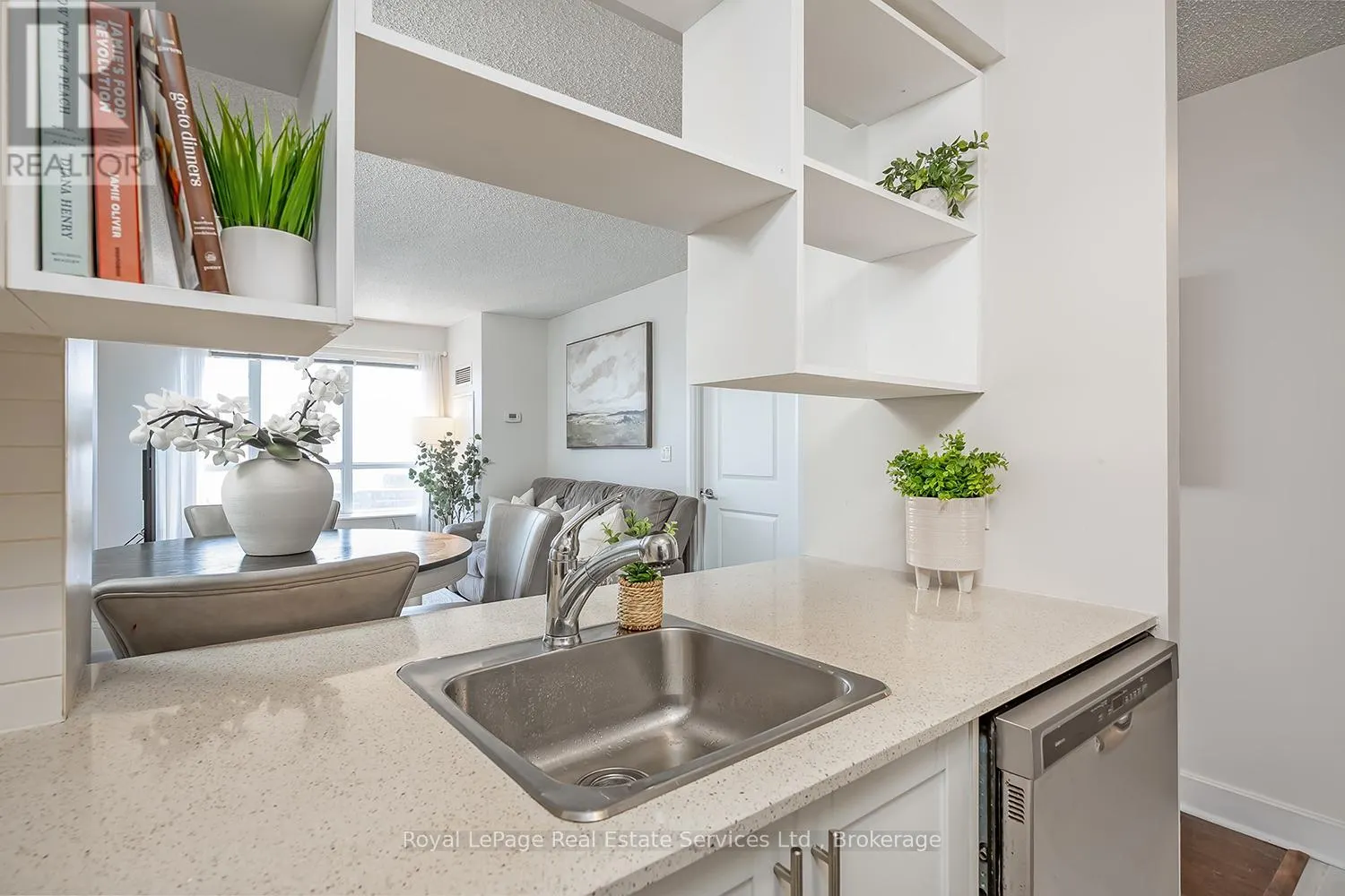 2027 - 2 EVA ROAD, #2027