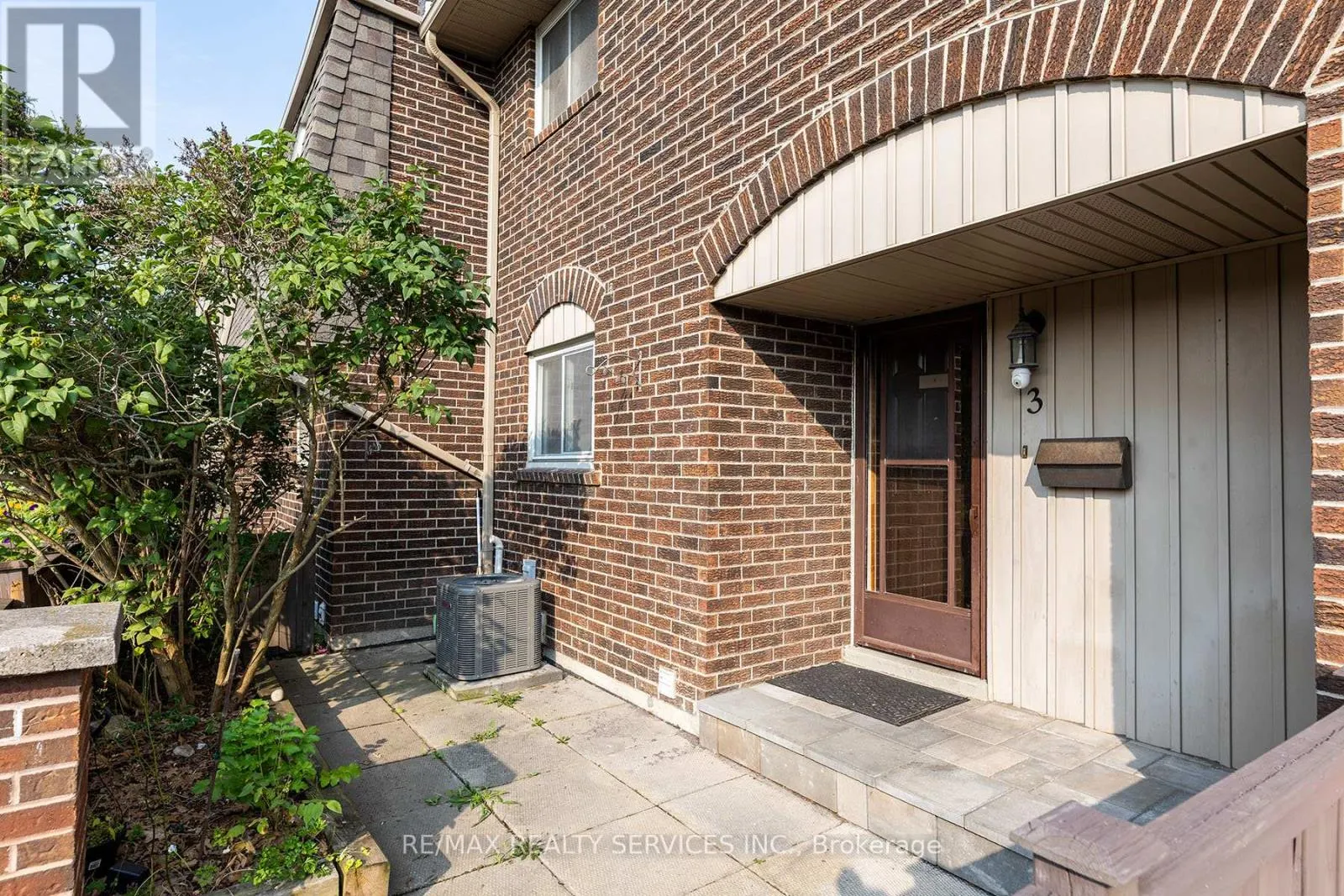 UNIT 3 - 1306 GUELPH LINE