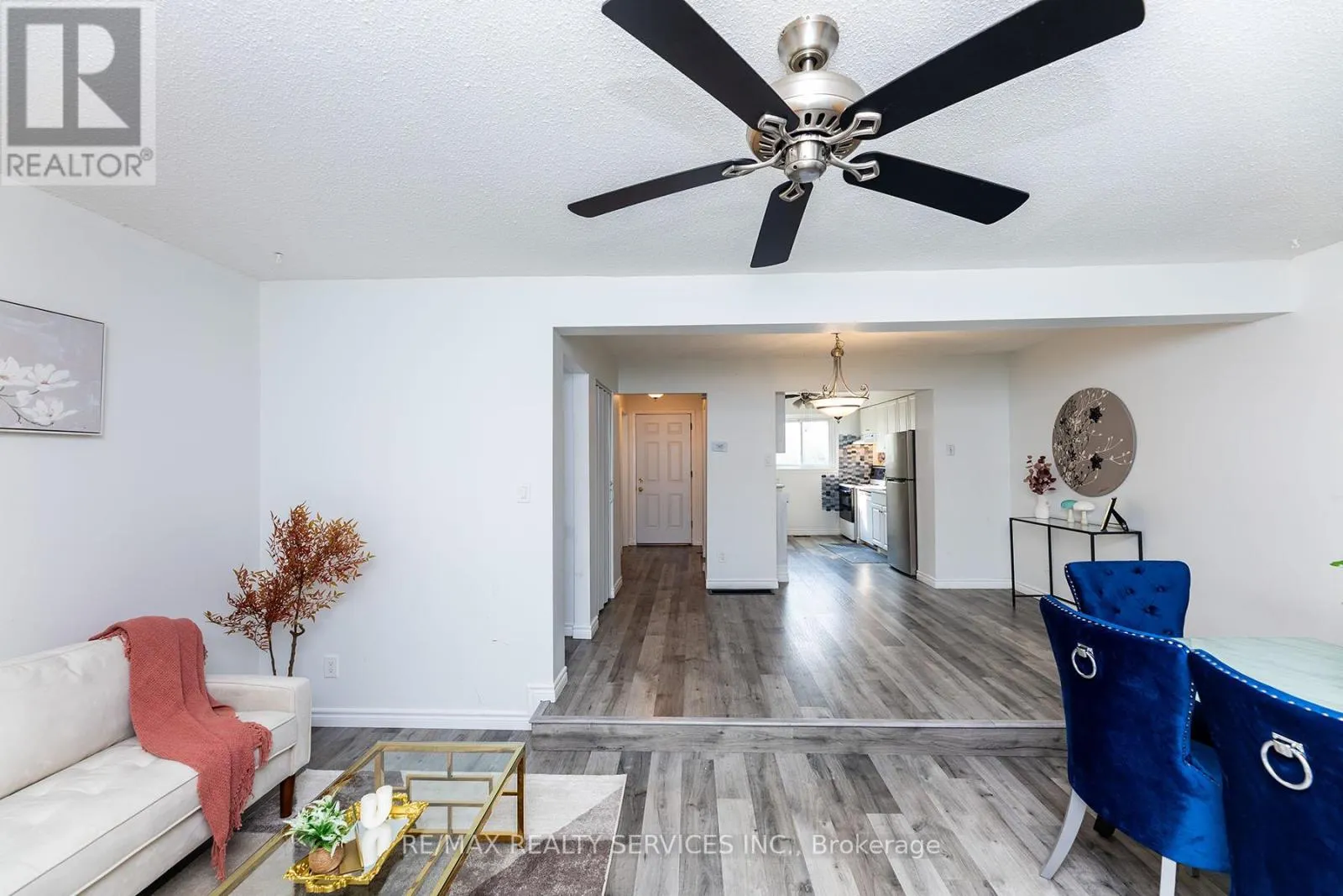 UNIT 3 - 1306 GUELPH LINE