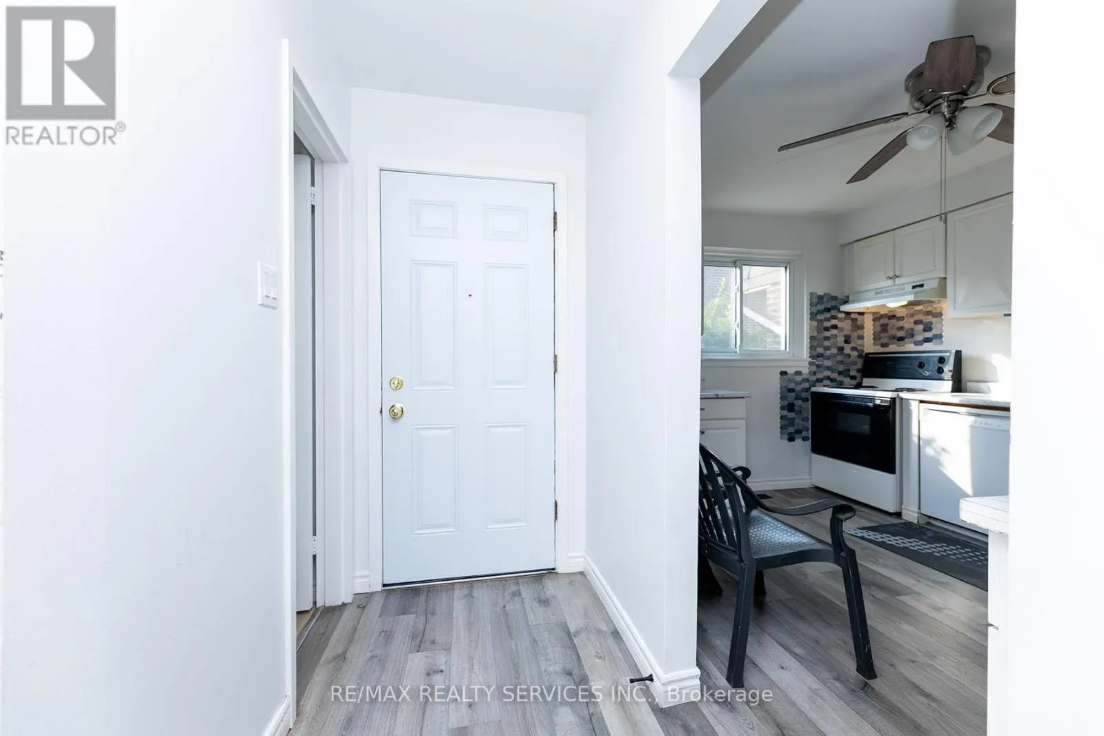 UNIT 3 - 1306 GUELPH LINE