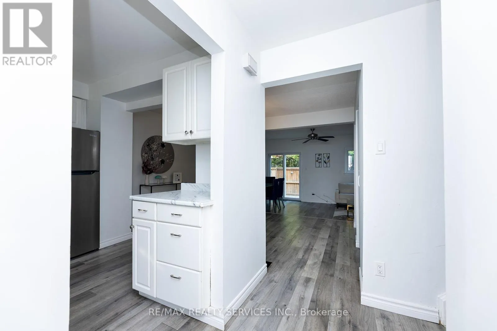 UNIT 3 - 1306 GUELPH LINE