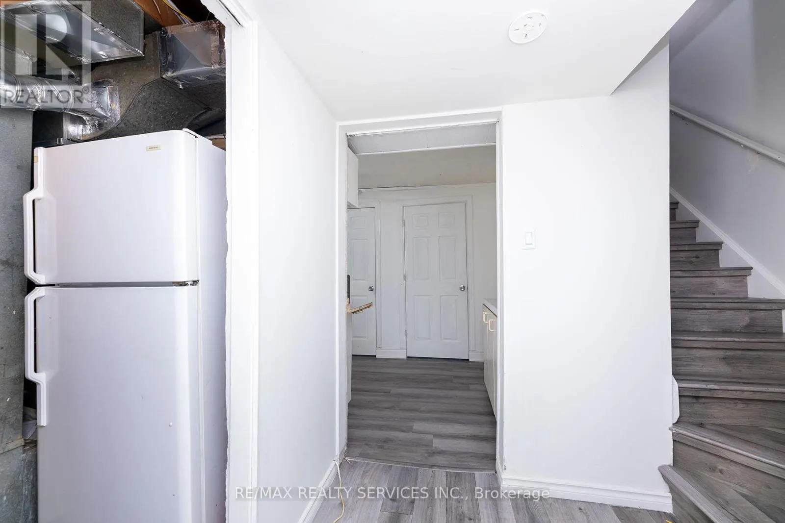 UNIT 3 - 1306 GUELPH LINE