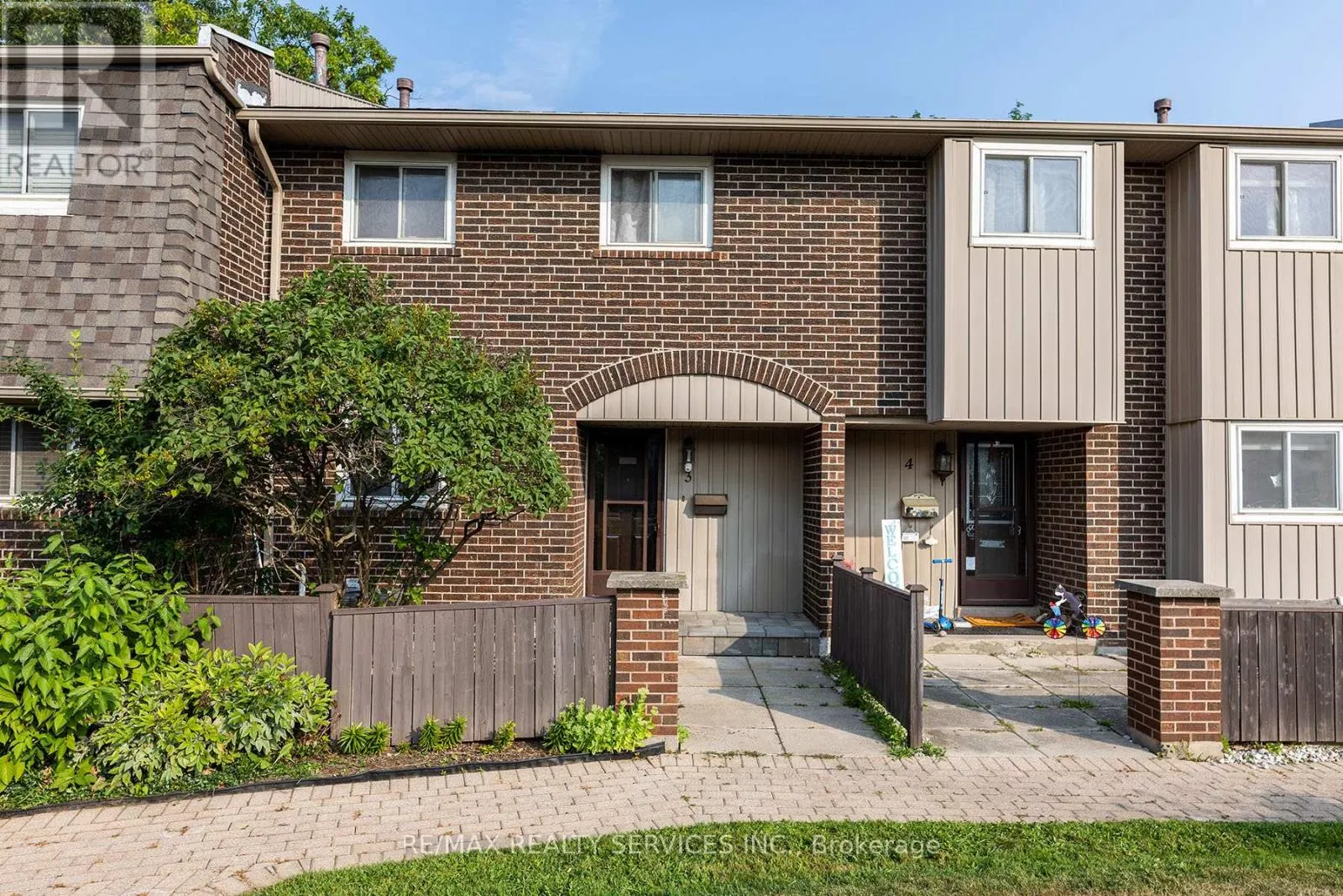 UNIT 3 - 1306 GUELPH LINE
