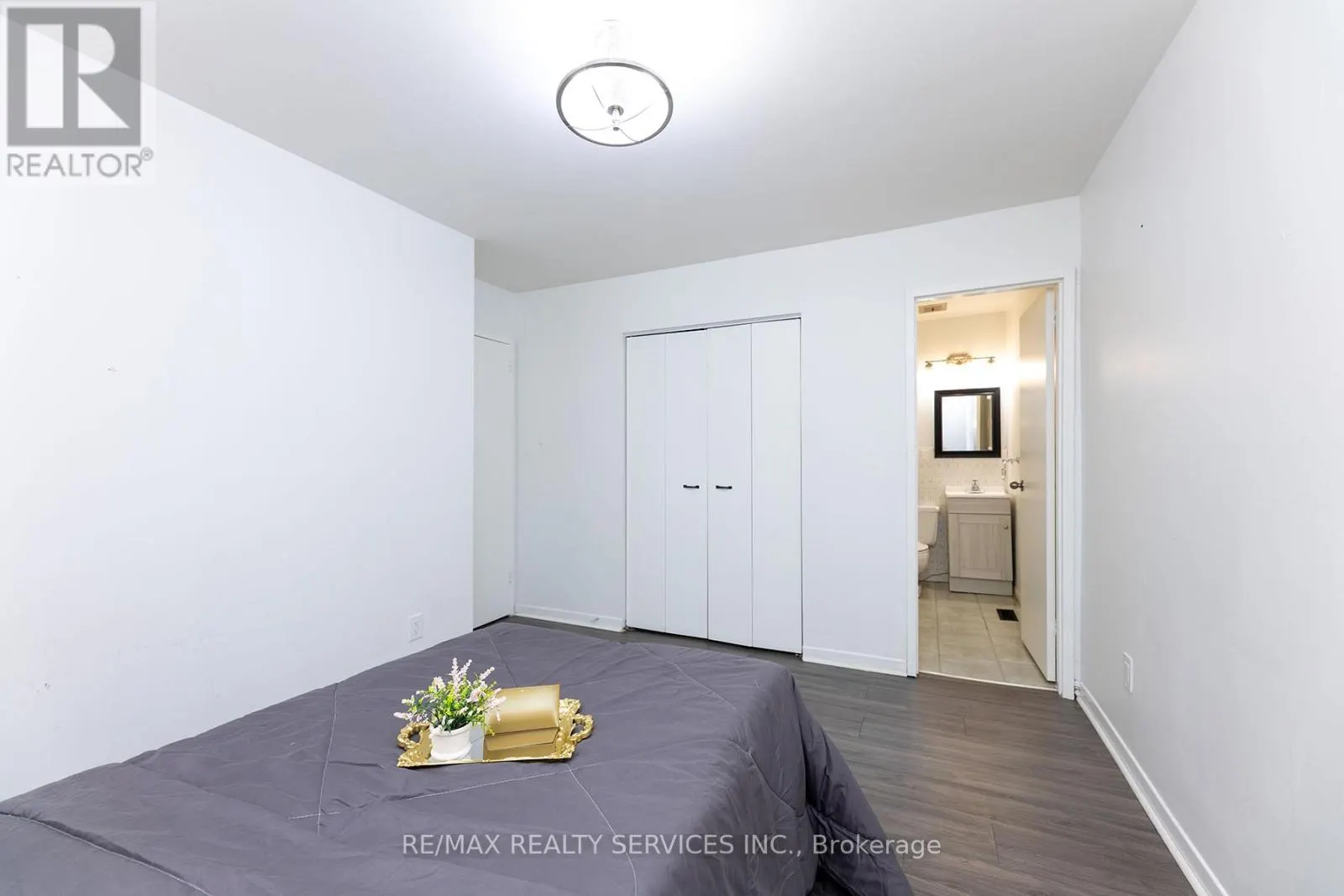 UNIT 3 - 1306 GUELPH LINE