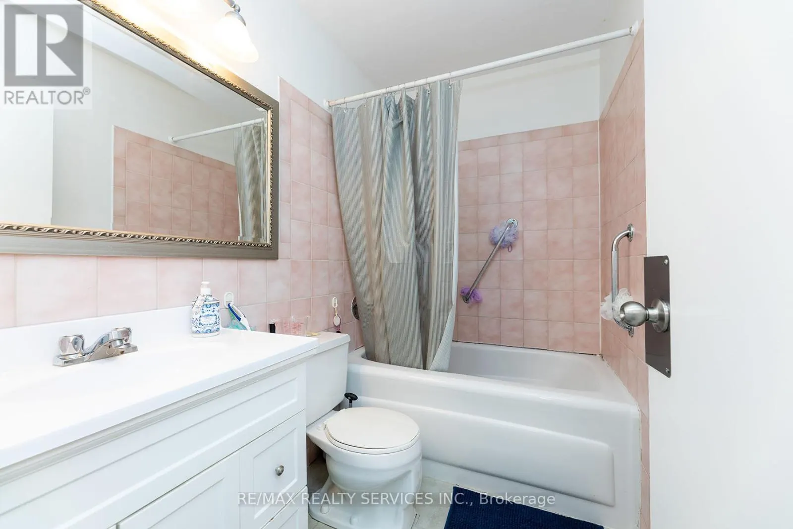 UNIT 3 - 1306 GUELPH LINE