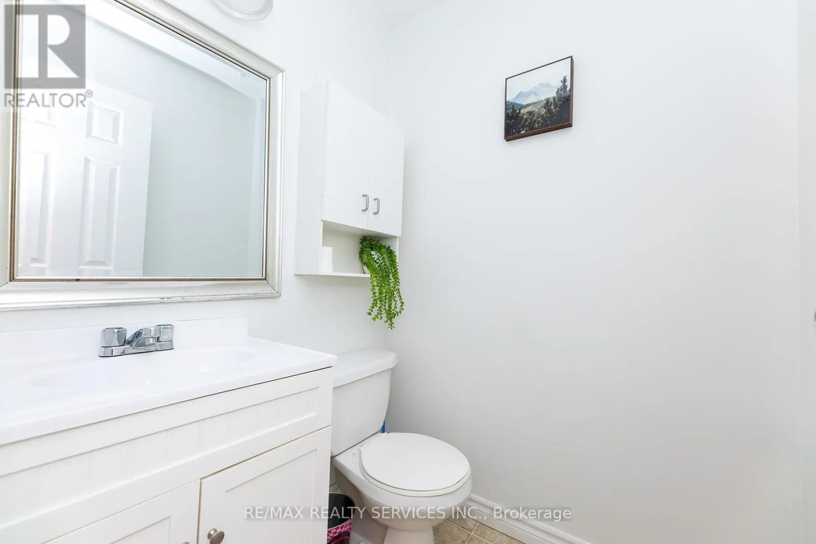 UNIT 3 - 1306 GUELPH LINE
